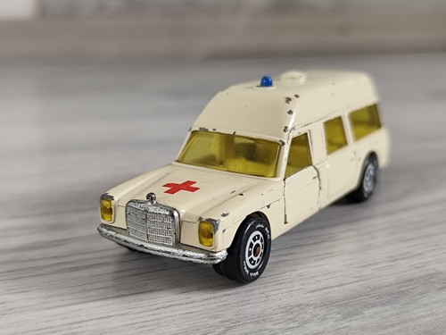 Mercedes benz w115 w114 - mercedes,