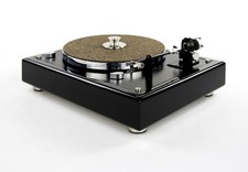 Restaurierter Thorens TD 145 MKII Plattenspieler in piano black