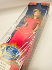 AVON SABAN`S Prinzessin Sissi