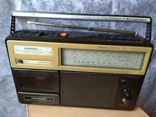 Vintage portable radio - portable,