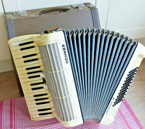 Traum weiß hohner arietta - weiß:,