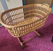 Stubenwagen Babywiege Korb, Gestell mit Räder, Vintage ca 50er Jahre 