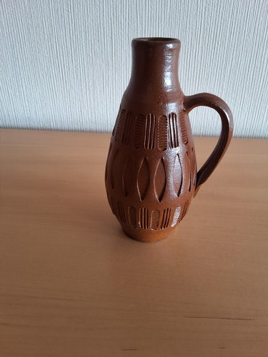 Sehr alte kleine tonvase - sehr,
