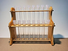 1 Reagenzglasständer, 16