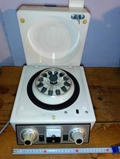 Hettich Universal Mikro 12-24 / 2070  Tischzentrifuge defekt Video anschauen