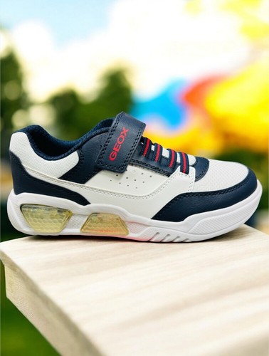 Geox illuminus b - illuminus,
