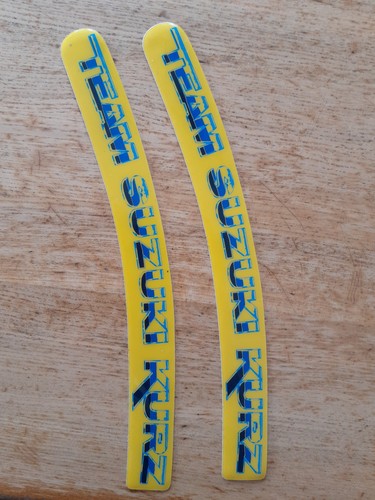 Aufkleber team suzuki kurz - suzuki,
