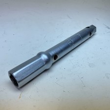 Heyco Radschlüssel Rohrschlüsse Bordwerkzeug Mercedes Benz 1235810067 1235810001