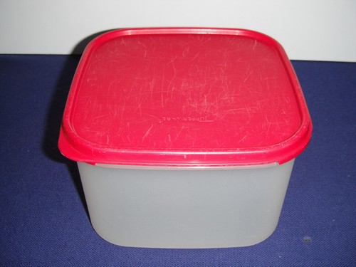 Tupperware kompaktus - tupperware,