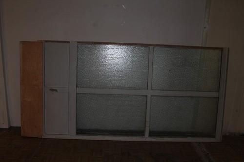 Altes fenster mit rahmen holz - mit,