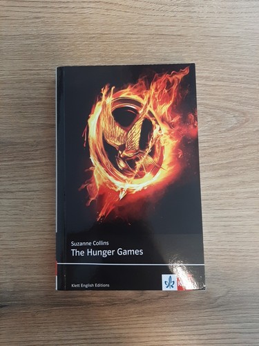 Suzanne collins the hunger - suzanne,