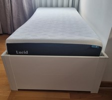 Bett Lyon 90x200 & Lattenrost