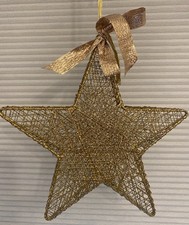 Stern aus Metall, goldfarben, zum Aufhängen