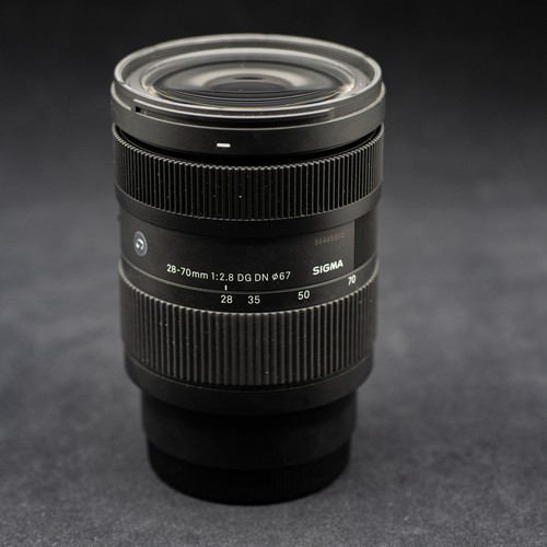 Sigma 70 dg - sigma, /28-70