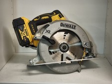 Dewalt Handkreissäge DCS570 +