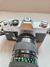 Canon Spiegelreflexkamera FTb QL und CANON ZOOM LENS FD 35-105mm mit Tragerieme