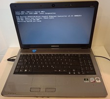 Medion Akoya Model MD 97620 P6618 Notebook 15,6" Display ( 1494 )