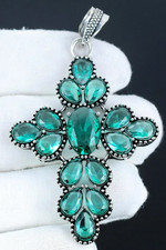 A Q U A  A P A T I T EDELSTEIN