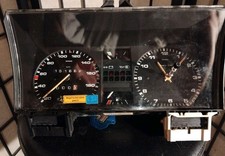Tacho Kombiinstrument VW Passat 32b 2 TeileNr.: 321919033GS