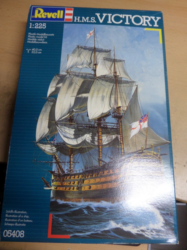 Revell 05408 225 hms - revell,,