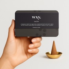 Räucherkegel Geschenkbox mit Gold Messing Brennschale - Oudh Duft x20er Pack (schwarz)