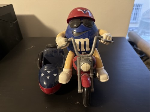 Spender - m&m,