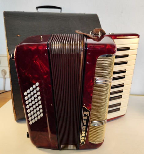 Akkordeon ziehharmonika eterna - akkordeon,