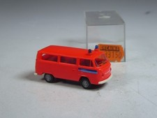 (YG-36) Brekina 33150 VW T2 Bus Flughafen Feuerwehr Frankfurt leuchtrot in OVP