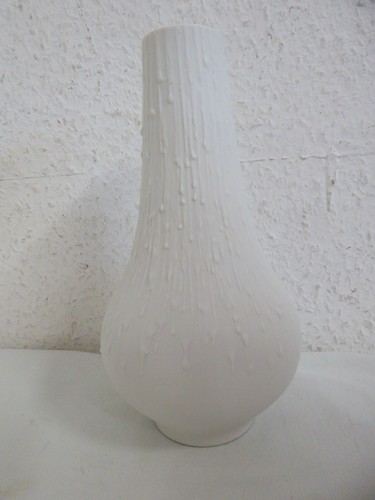 Vase weiss bisquittporzellan - ,