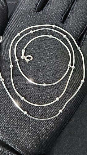 Elegante halskette aus echtem - aus,