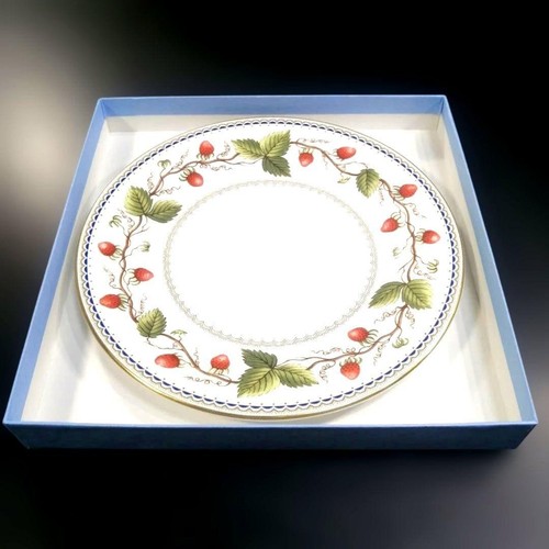 Wedgwood wild strawberry - wedgwood,