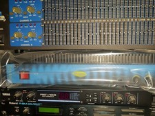 ROLAND R 8 M DRUM MACHINE MODULE