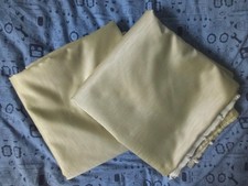 2 Vorhänge in seidenmattem Hellgrün, Höhe 2,50 m x Breite 2 x 2,05 m, wie neu