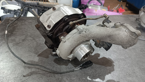 Original audi v12 tdi - q7,