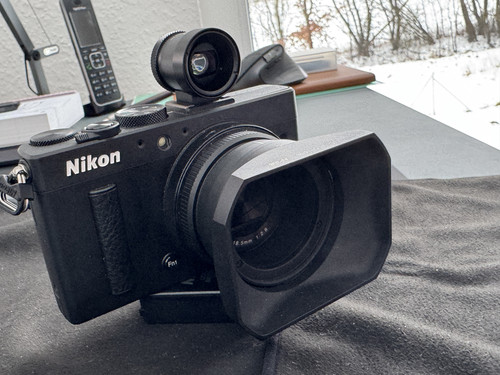 Nikon coolpix aps c - a, aps-c