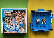 WWF Wrestling RING + OVP Box Figuren 1992 Hasbro WWE WCW NWO Hulk HOGAN Serie 90
