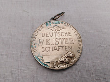 DDR  DRV ROLLKUNSTLAUF  DEUTSCHE MEISTERSCHAFTEN  Metall bronzefarben  DM 5 cm