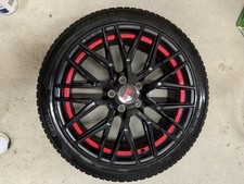 4X MAM RS4 BLACK PAINTED RED INSIDE Abmessungen: 8x18 ET45 5x112 ML72.60 Alu