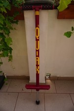 Qu-ax Pogo Stick rot 30kg Kinder Spiel und Spaß