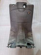 E. Piaggio Sfera 125 RST M01 Beinschild Innenverkleidung Verkleidung innen