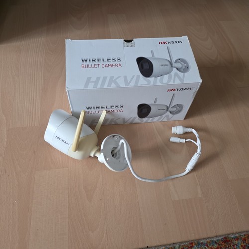 Hikvisoon 4mp wireless bullet - wireless,