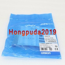 NEW   E3F2-R4B4-P1 12-24VDC