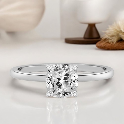 14k wei gold ring - 14k,