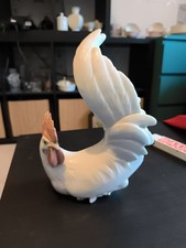 Hahn ? aus Porzellan