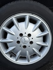 4xMERCEDES E-Klasse (W210)