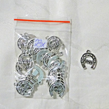 Schmuck Anhänger zum Basteln Konvolut = 23 x Glücks Hufeisen  GOOD LUCK