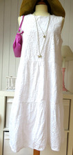 Cartoon Kleid Spitze neu 38