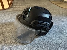 Gefechtshelm Splitterschutz einmalig, MICH 2000 Ballistisch, SEK, NATO, NVG