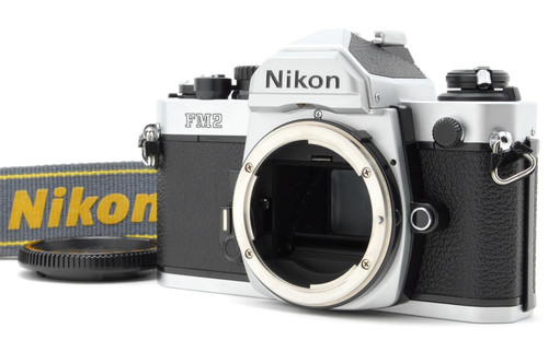 Near mint nikon new - mint],