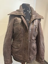 Jagger & Evans (J&E)